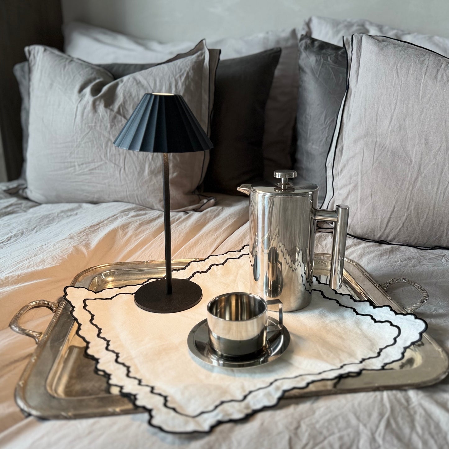 Salvatore – Cordless Steel Table Lamp