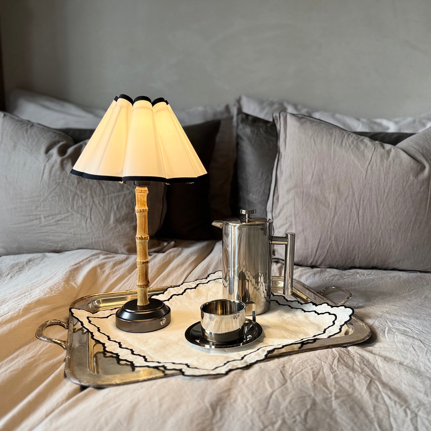Saga : Cordless Bamboo Table Lamp