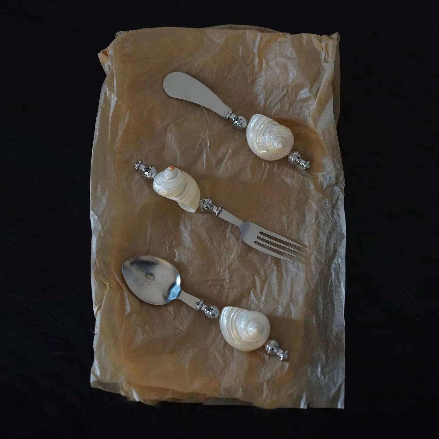 SELENA – Seashell Silver Cutlery Set of Three