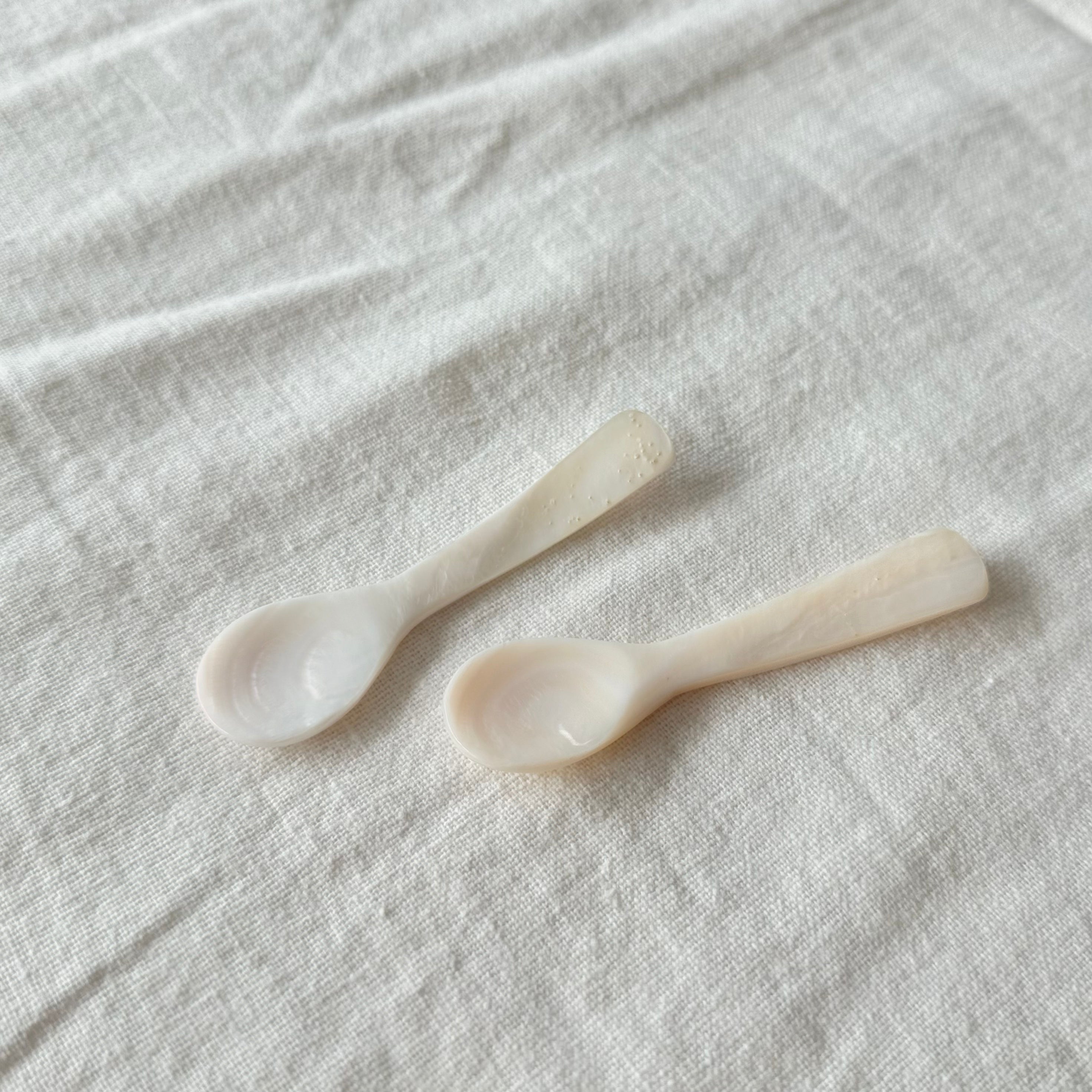 SPARROW : HANDCRAFTED MOTHER OF PEARL CAVIAR & DESSERT SPOON SET OF TWO