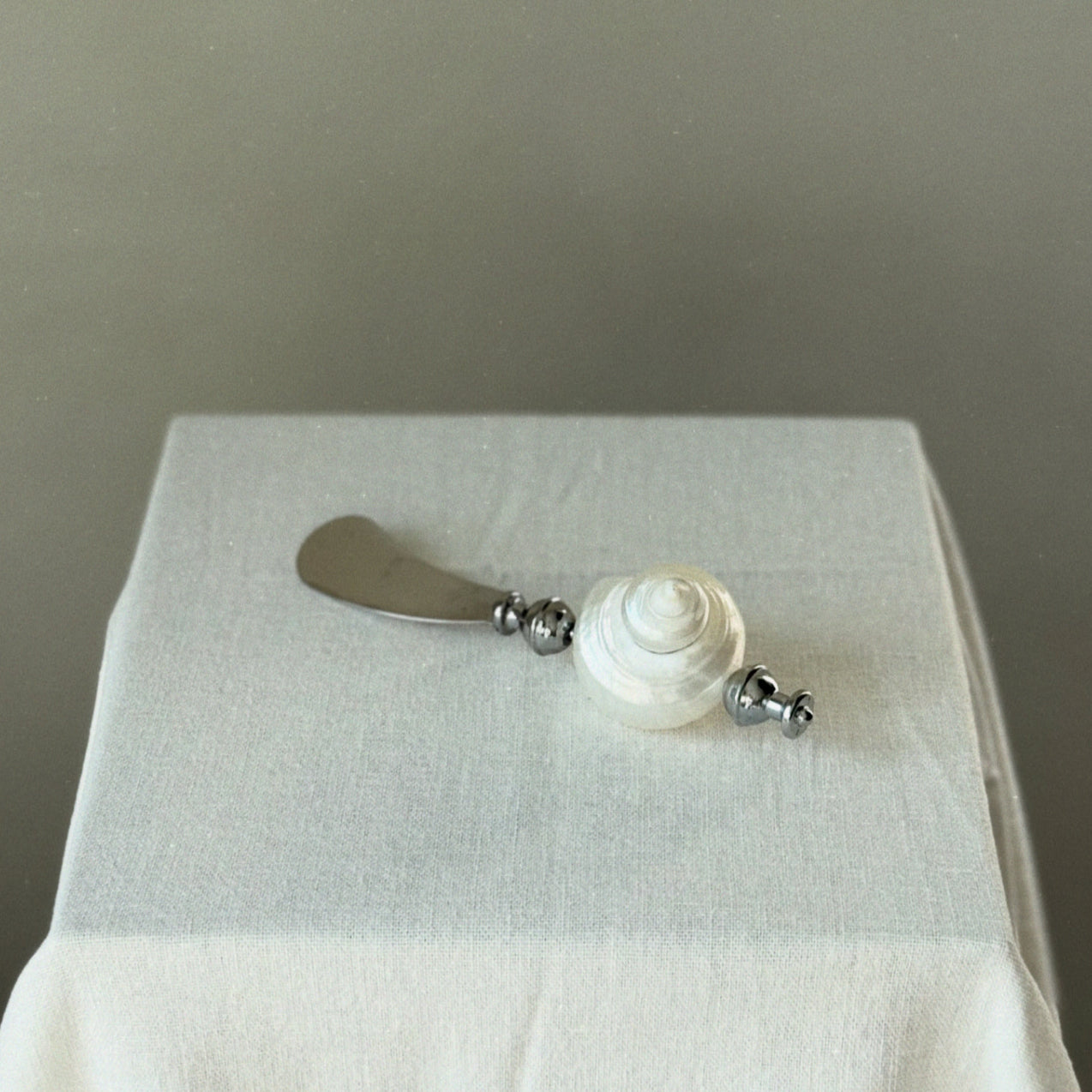 SELENA – Seashell Silver Cutlery Set of Three