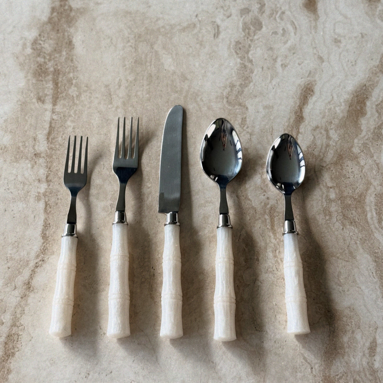 SID – Bestickset i Rostfritt Stål med Pärlemordetaljer, 5 Delar