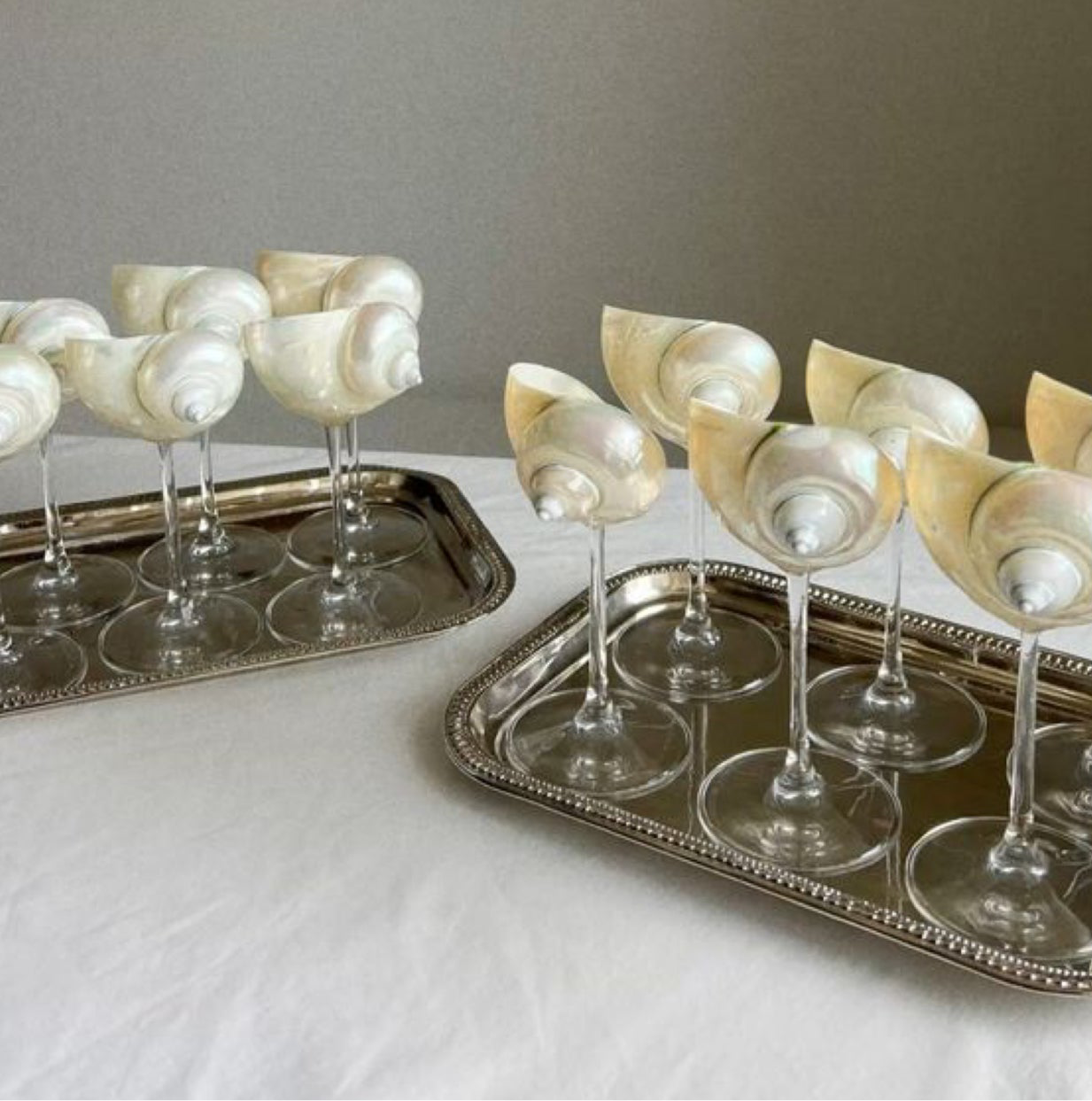SHANNON : HANDMADE CONCH SHELL CRYSTAL WINE GLASS