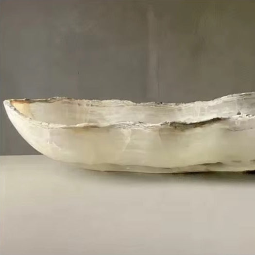 STEPHANELLE : NATURALLY CRAFTED ONYX BOWL